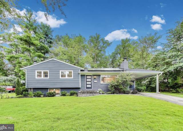 Property at 4422 Neptune Dr, Alexandria, VA 22309, 4 beds, 3 baths