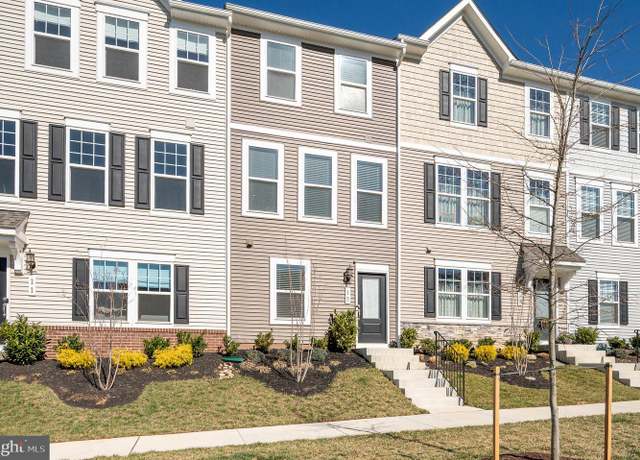 Property at 15 Capitol Mews, Ranson, WV 25438, 2 beds, 2.5 baths