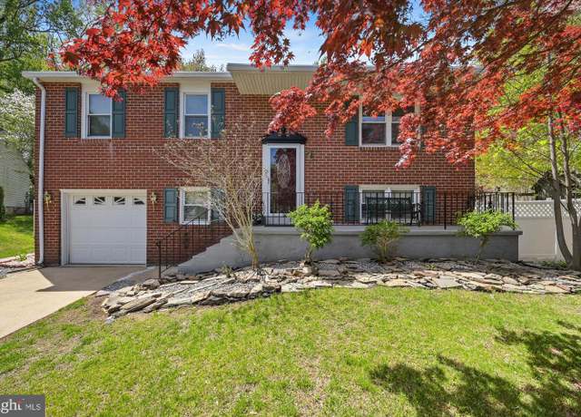 Property at 125 E Elgin Ct, Newark, DE 19702, 3 beds, 2 baths