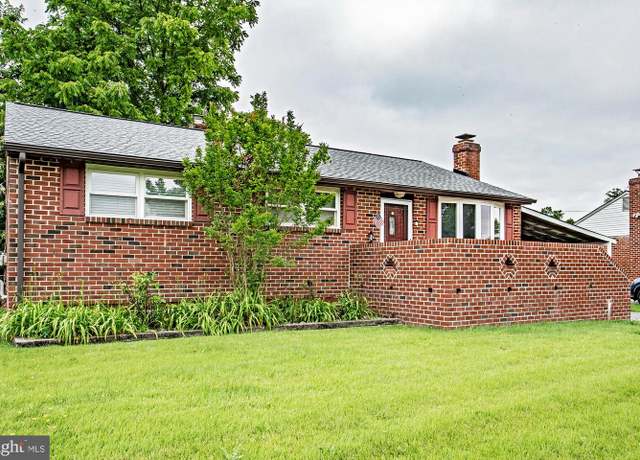Property at 40 Ivy Ln, New Castle, DE 19720, 3 beds, 1.5 baths