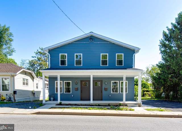 Property at 118 Winters Ln, Catonsville, MD 21228, 4 beds, 5 baths