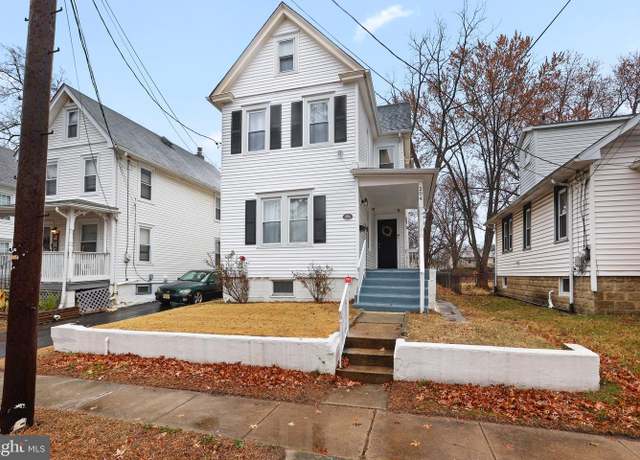 Property at 204 Emerson St, Woodbury, NJ 08096, 3 beds, 1 bath