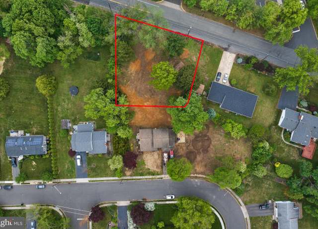 Property at 6 Ryan Rd, Cranbury, NJ 08512