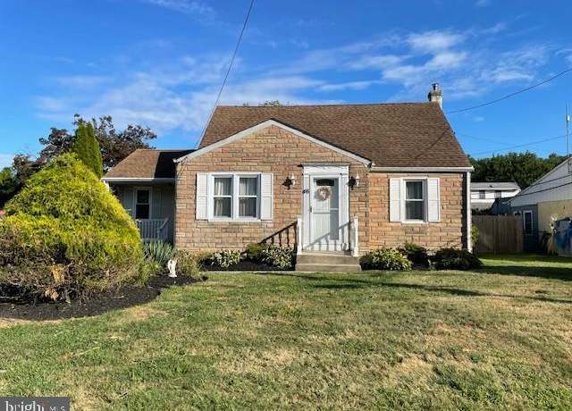 Property at 46 Moon Dr, Levittown, PA 19054, 4 beds, 2 baths