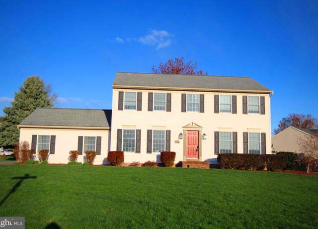 Property at 259 Apple Blossom Ln, Palmyra, PA 17078, 4 beds, 2.5 baths