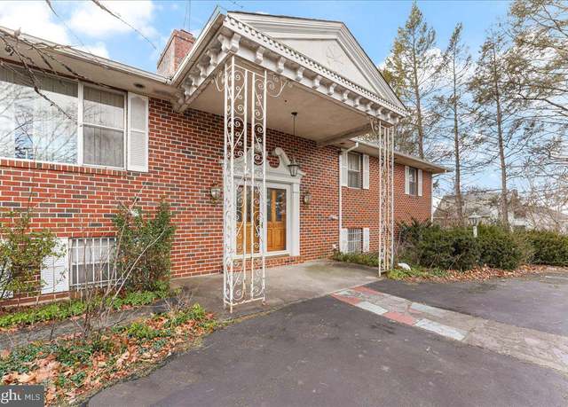 Property at 802 Northview Blvd, Norristown, PA 19401, 5 beds, 5 baths