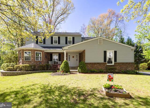 Property at 150 Larkin Ln, Collegeville, PA 19426, 4 beds, 2.5 baths