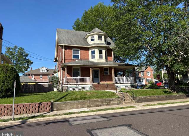 Property at 61 Penn Ave, Souderton, PA 18964, 4 beds