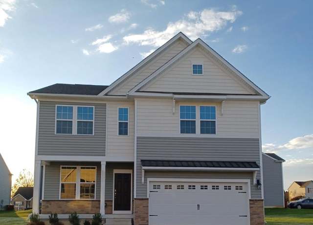 Property at 313 Knollwood Dr, Forks Township, PA 18040, 4 beds, 2.5 baths
