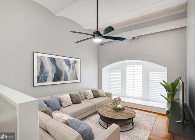 Property at 825 N 29th St Unit 1B, Philadelphia, PA 19130, 1 bed, 1 bath