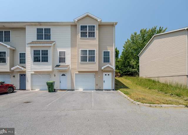 Property at 2330 Wishing Well Ct, Harrisonburg, VA 22801, 3 beds, 3.5 baths