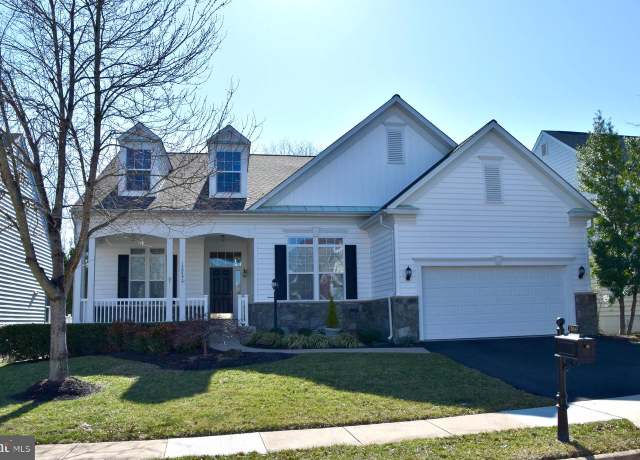 Property at 13049 Ormond Dr, Bristow, VA 20136, 3 beds, 3 baths