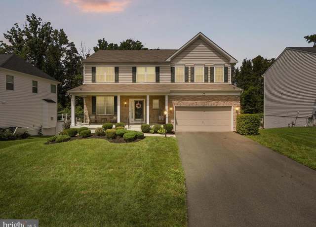 Property at 15832 Beau Ridge Dr, Woodbridge, VA 22193, 5 beds, 3.5 baths