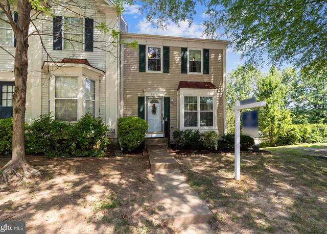 Property at 2624 Miranda Ct, Woodbridge, VA 22191, 3 beds, 3.5 baths
