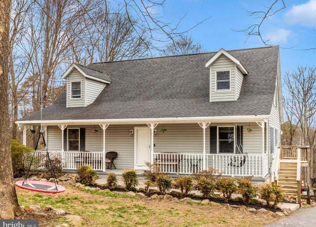 Property at 215 Regal Dr, Falling Waters, WV 25419, 4 beds, 3.5 baths
