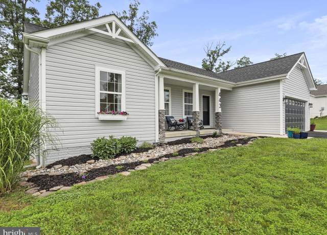 Property at 443 Executive Way, Hedgesville, WV 25427, 4 beds, 3 baths