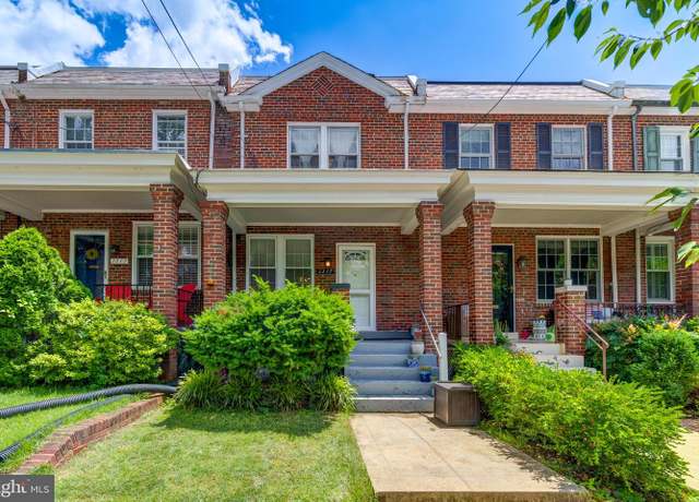 Property at 2217 39th Pl NW, Washington, DC 20007, 4 beds, 2 baths