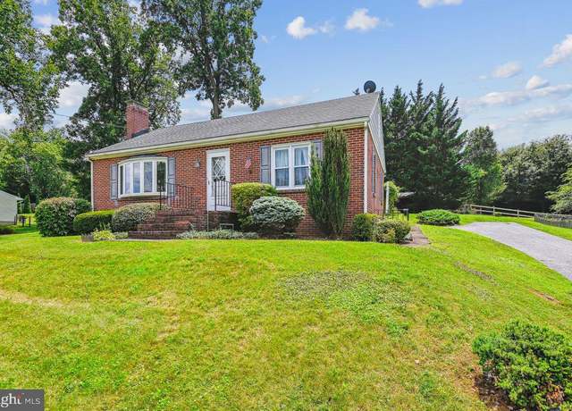 Property at 135 Smith Ave, Westminster, MD 21157, 4 beds, 2 baths