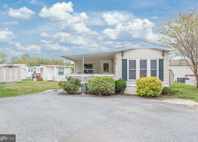 Property at 277 Woodhaven Ct, Berlin, MD 21811, 2 beds, 1 bath