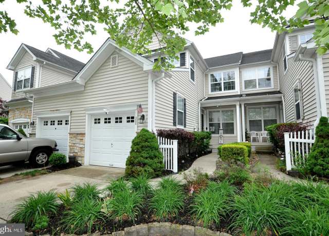 Property at 208 Starboard Way, Mount Laurel, NJ 08054, 3 beds, 3 baths