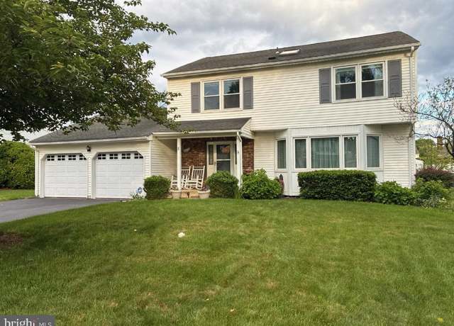 Property at 5 Wetherhill Way, Dayton, NJ 08810, 4 beds, 2.5 baths
