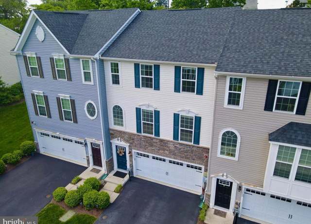 Property at 1410 Berry Dr, Kennett Square, PA 19348, 3 beds, 2.5 baths