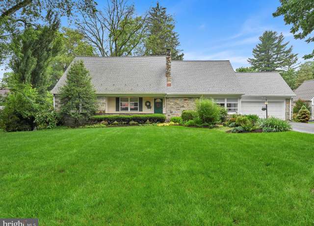 Property at 1404 Hillcrest Rd, Lancaster, PA 17603, 6 beds, 3 baths