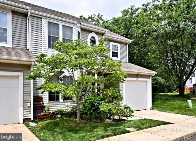 Property at 1605 Liberty Ct, North Wales, PA 19454, 3 beds, 2.5 baths