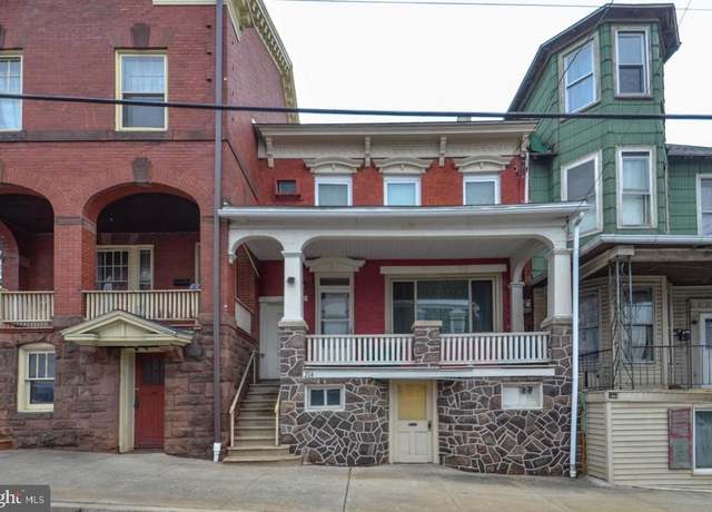 Property at 214 E Main St, Schuylkill Haven, PA 17972, 7 beds, 3.5 baths