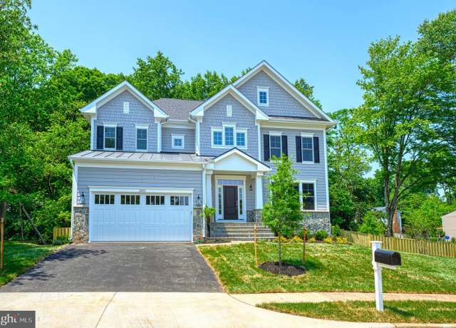 Property at 9355 Tovito Dr, Fairfax, VA 22031, 5 beds, 5.5 baths