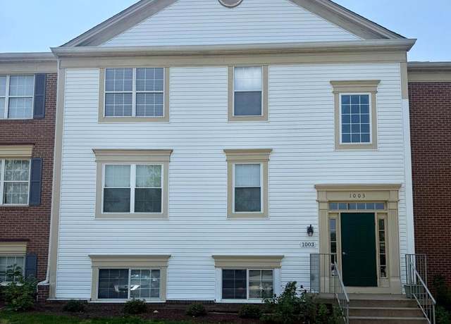 Property at 1003 Foxhunt Ter NE #201, Leesburg, VA 20176, 2 beds, 2 baths
