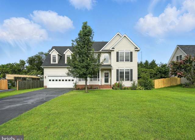 Property at 126 Greenway St, Fredericksburg, VA 22405, 4 beds, 3.5 baths