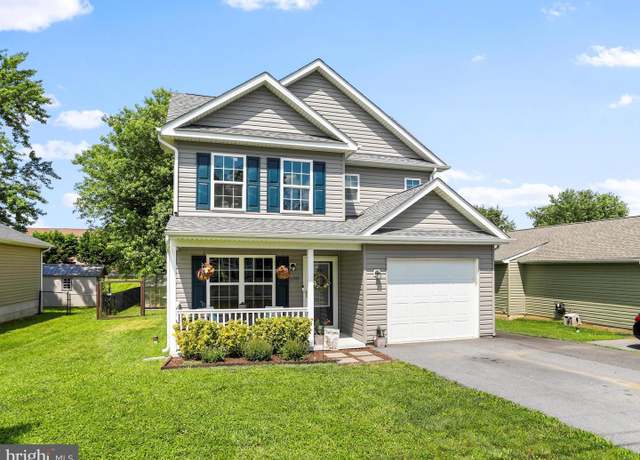 Property at 309 Legion St, Martinsburg, WV 25404, 3 beds, 2.5 baths