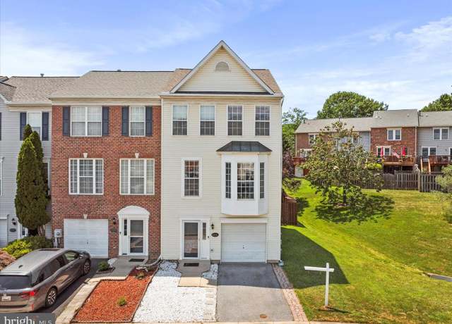 Property at 2441 Wynfield Ct, Frederick, MD 21702, 3 beds, 3.5 baths