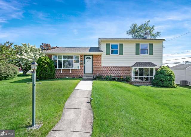 Property at 411 Parkstone Way, Broomall, PA 19008, 3 beds, 2 baths