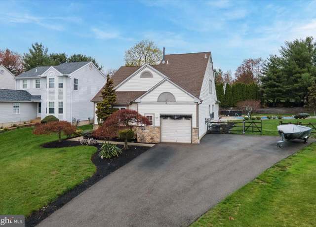 Property at 648 Stewart Rd, Collegeville, PA 19426, 3 beds, 3 baths