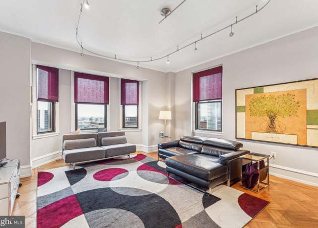 Property at 250 S 13th St Unit 12E, Philadelphia, PA 19107, 1 bed, 1 bath