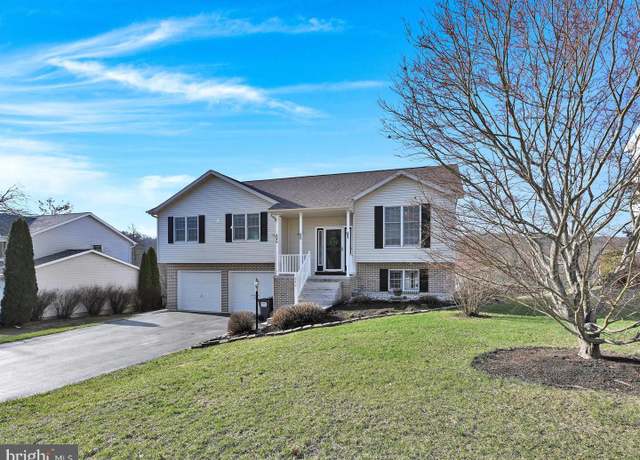 Property at 640 Stoney Run Rd, Pottsville, PA 17901, 3 beds, 3 baths