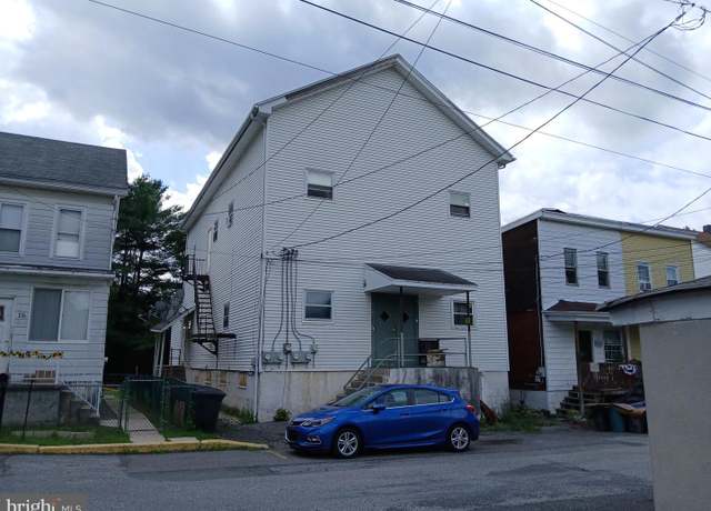 Property at 14 S Second St, Middleport, PA 17953, 5 beds
