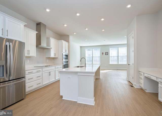 Property at 2315 Liberty Loop, Herndon, VA 20171, 4 beds, 4 baths