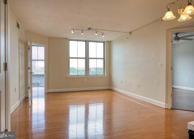 Property at 11800 Sunset Hills Rd #1117, Reston, VA 20190, 2 beds, 2 baths