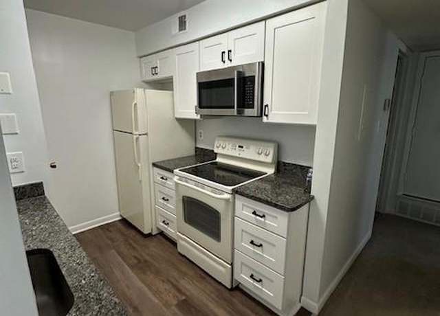 Property at 5766-M Rexford Ct, Springfield, VA 22152, 2 beds, 1 bath