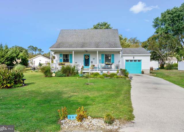 Property at 202 Chapel Of Ease St, Dagsboro, DE 19939, 4 beds, 2 baths