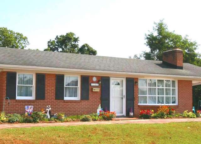 Property at 105 W C St, Brunswick, MD 21716, 3 beds, 1 bath
