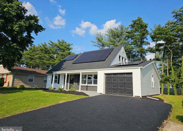 Property at 53 Goodwin Ln, Willingboro, NJ 08046, 4 beds, 2 baths
