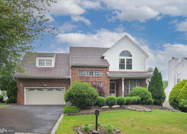 Property at 6 Thrush Ct, Old Bridge, NJ 08857, 4 beds, 2.5 baths