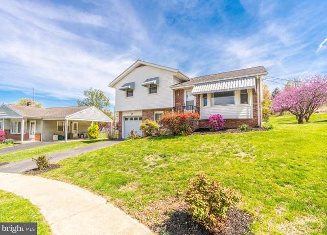Property at 104 Rose Ct, Reading, PA 19607, 3 beds, 1.5 baths