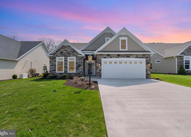 Property at 6963 Old Course Rd, Fayetteville, PA 17222, 3 beds, 2 baths