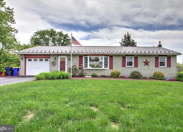 Property at 330 Southview Dr, Ephrata, PA 17522, 3 beds, 1.5 baths