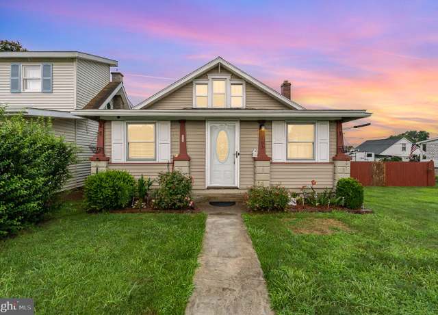 Property at 103 S Chestnut, Selinsgrove, PA 17870, 2 beds, 1 bath